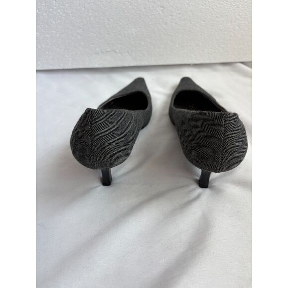 Bandolino Grey Fabric Kitten Heel Pumps Career Office Professional Pointed Toe 8 - Picture 4 of 7